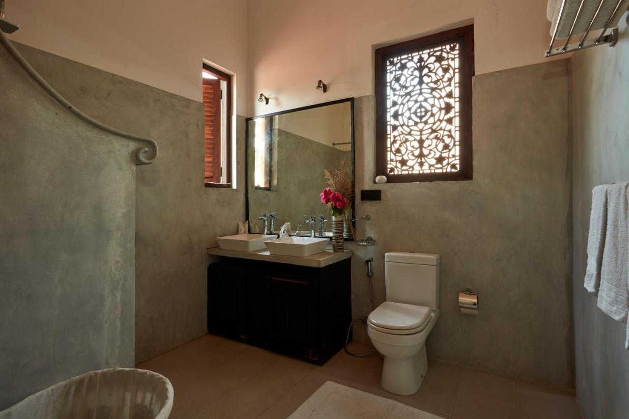 Villa Sunbird Negombo Buitenkant foto