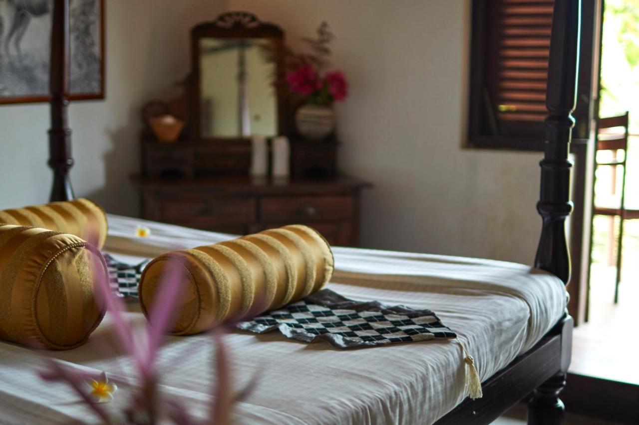 Villa Sunbird Negombo Buitenkant foto