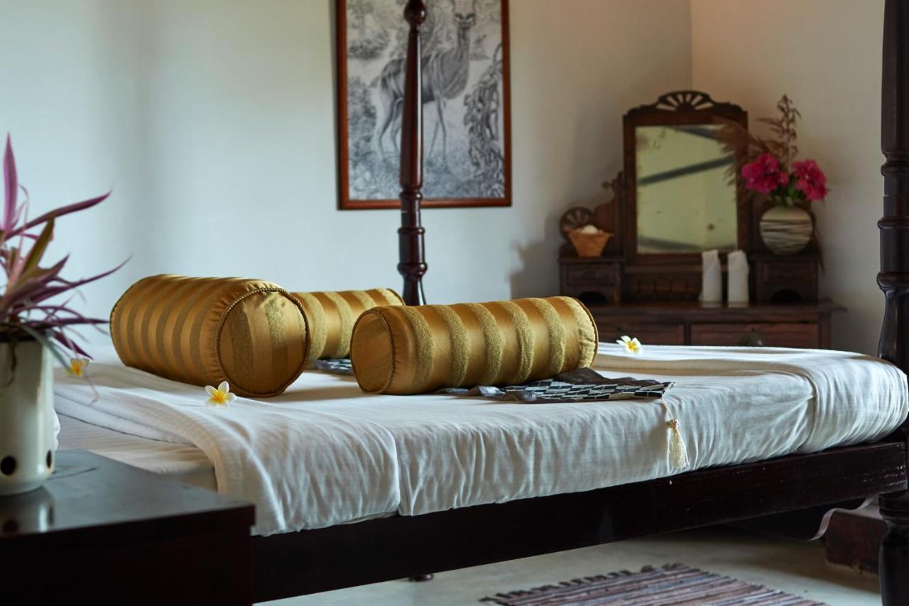 Villa Sunbird Negombo Buitenkant foto