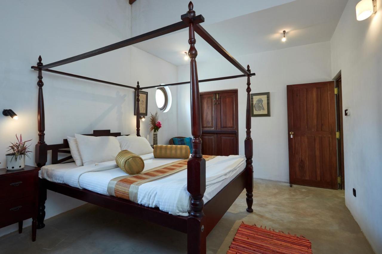 Villa Sunbird Negombo Buitenkant foto
