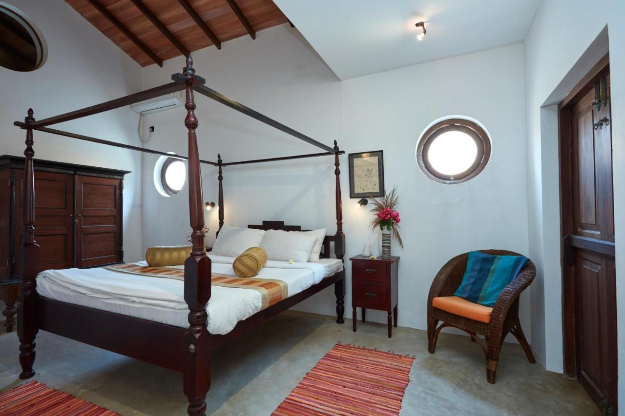 Villa Sunbird Negombo Buitenkant foto